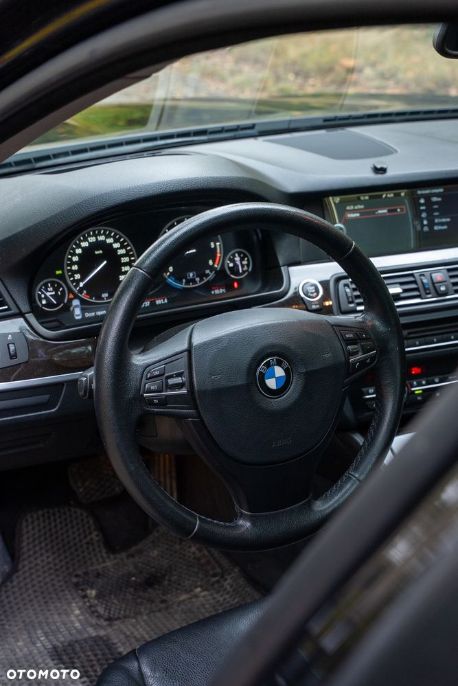 BMW Seria 5 - 26