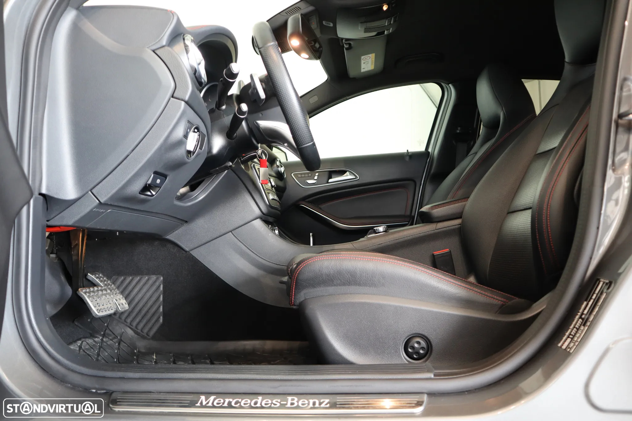 Mercedes-Benz GLA 220 CDi AMG Line - 19