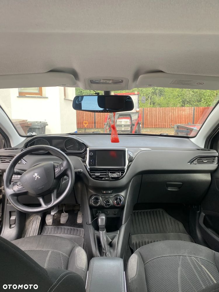 Peugeot 208 PureTech 82 Active - 6