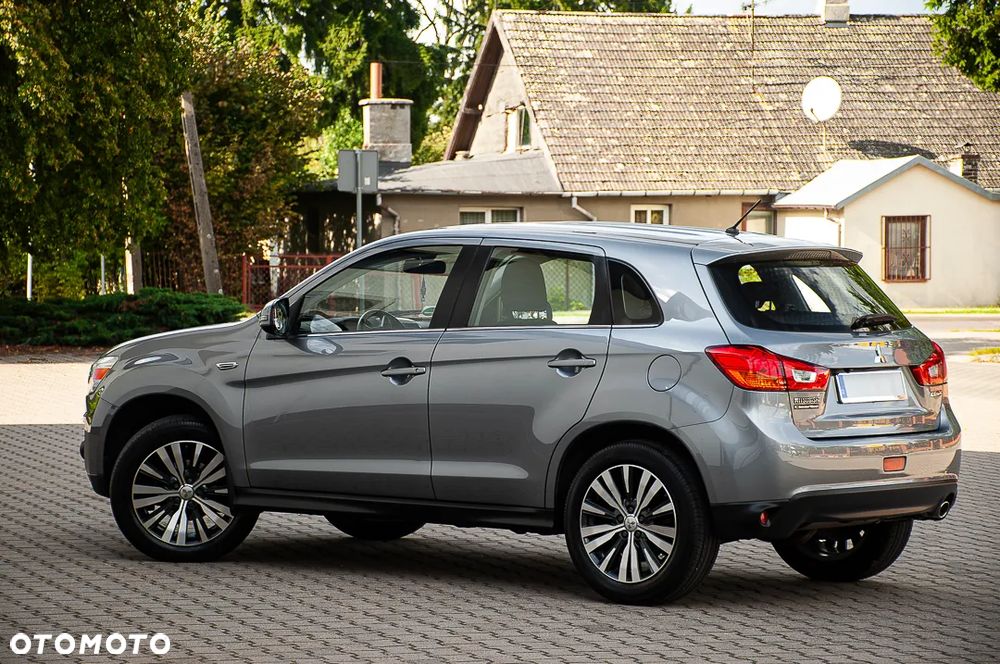 Mitsubishi ASX - 16