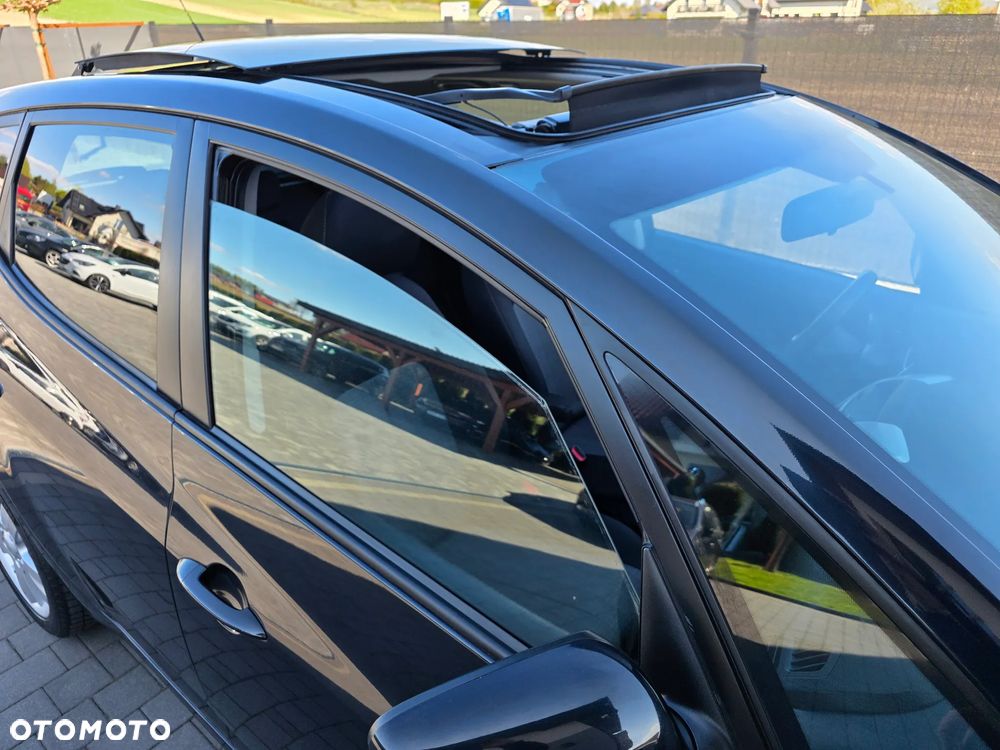 Kia Venga 1.4 CVVT Titanium Collection - 19