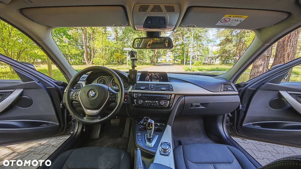 BMW Seria 3 320d Efficient Dynamics Edition - 11