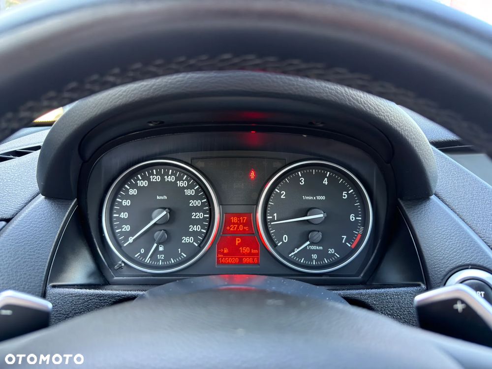 BMW X1 sDrive20i - 33