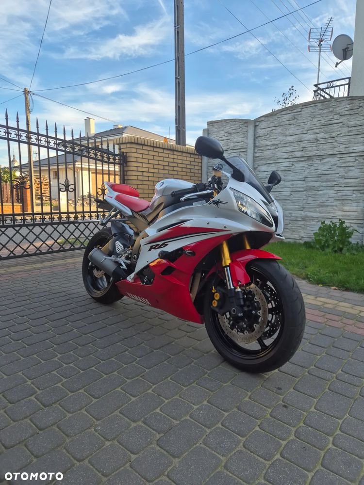 Yamaha R6 - 3