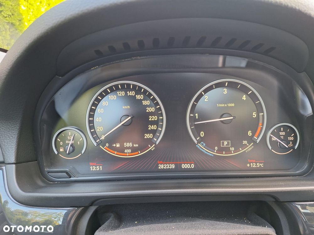 BMW Seria 5 530d Sport-Aut - 21