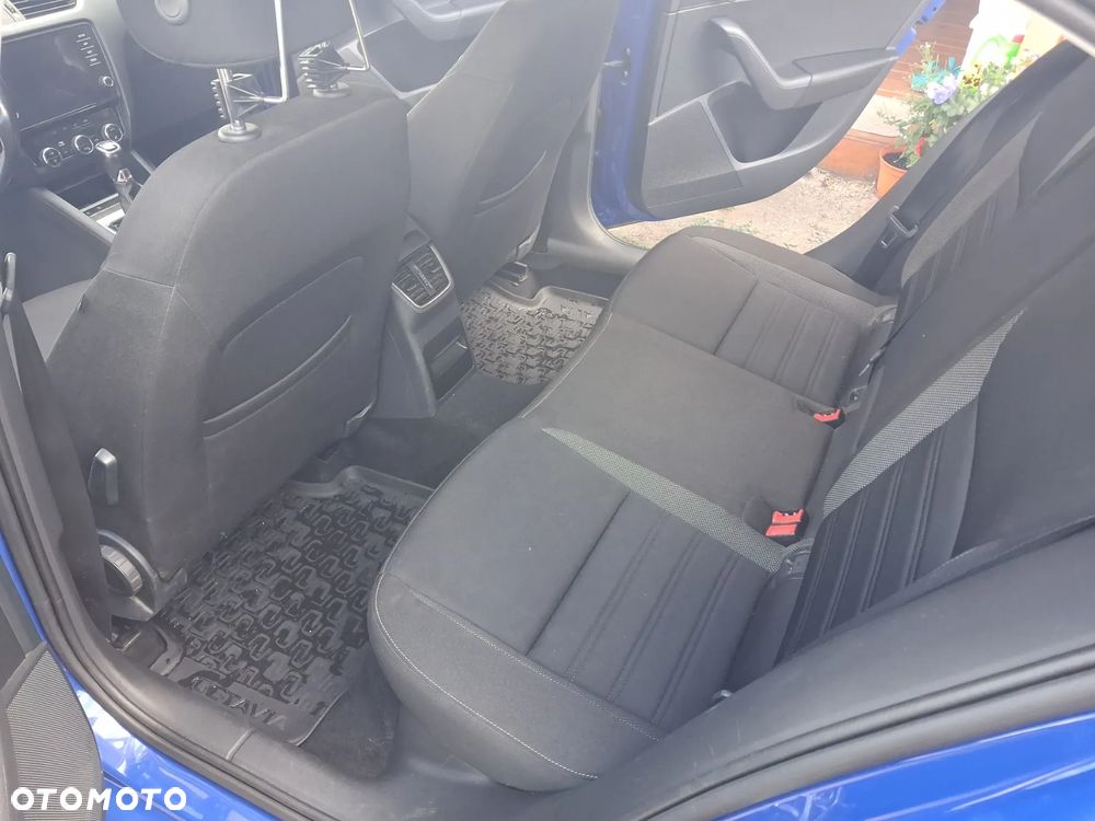 Skoda Octavia - 7