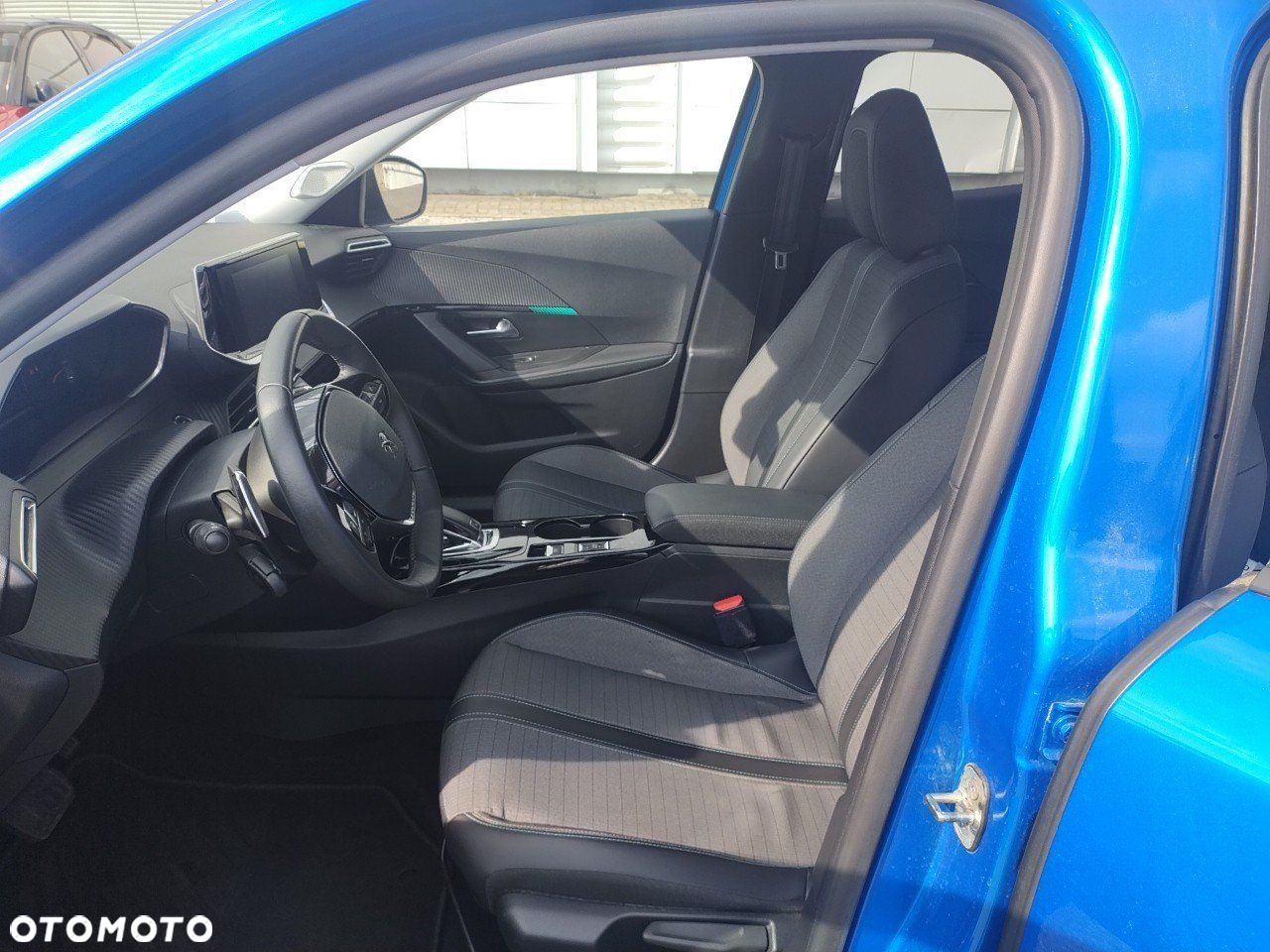 Peugeot 2008 1.2 PureTech Allure Pack S&S EAT8 - 9