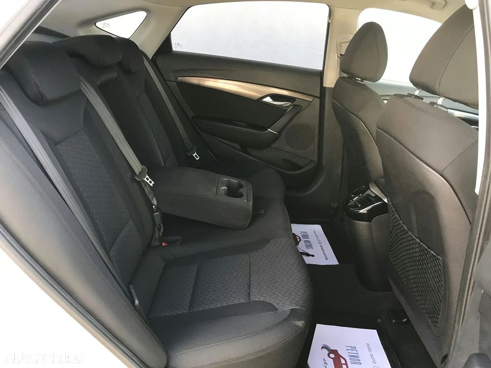Hyundai i40 1.7 CRDI Style - 16