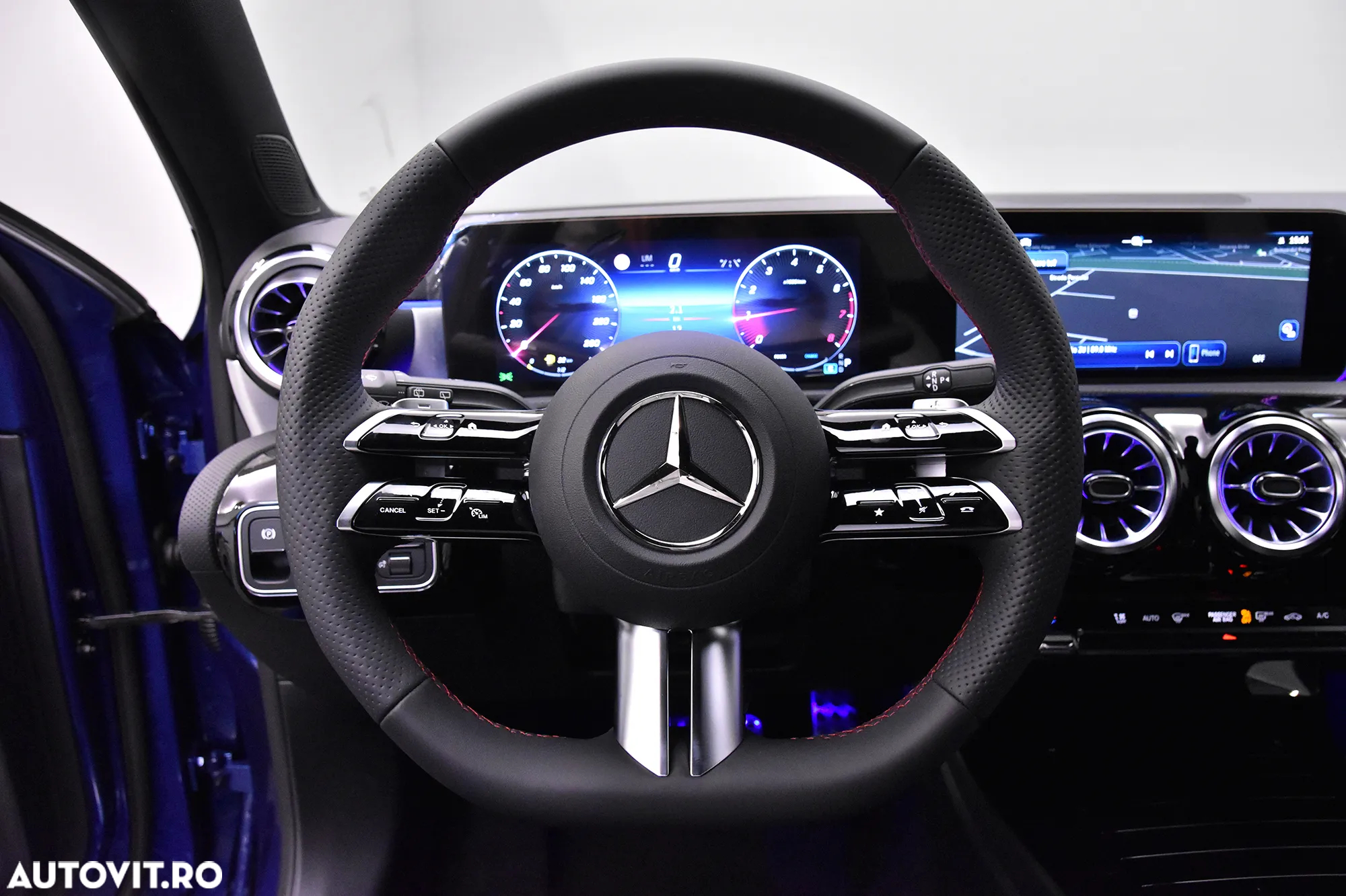 Mercedes-Benz A 180 MHEV 7G-DCT - 16