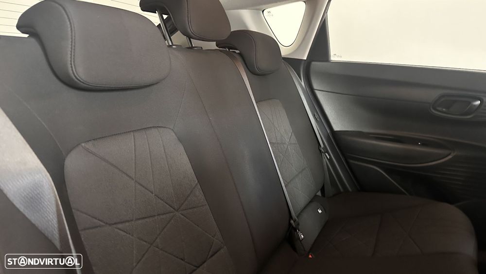 Hyundai Bayon 1.0 T-GDI Premium - 24