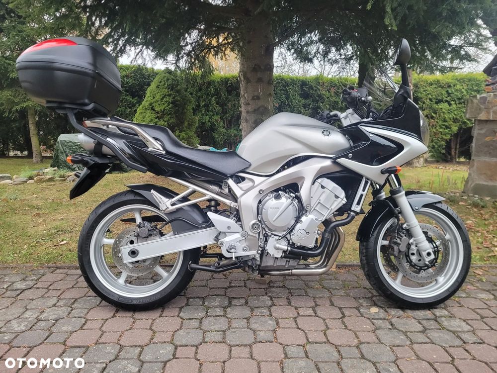 Yamaha FZ6 - 2