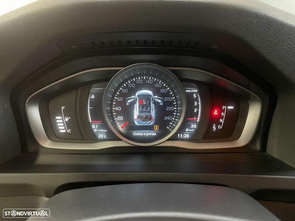 Volvo V60 Cross Country 2.0 D3 Momentum Geartronic - 27