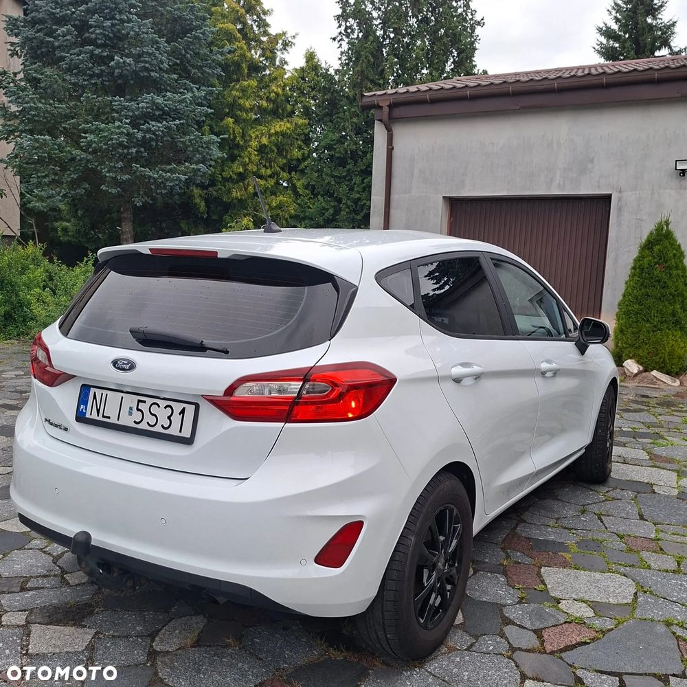 Ford Fiesta VAN - 11