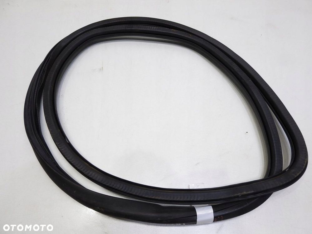 USZCZELKA DRZWI LEWY PRZÓD SEAT IBIZA IV 6J LIFT - 6