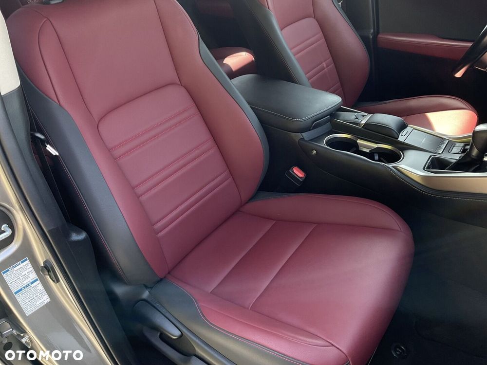 Lexus NX 300h F Impression AWD - 12