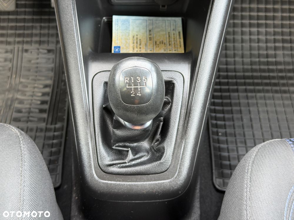 Hyundai ix20 1.4 Comfort - 26
