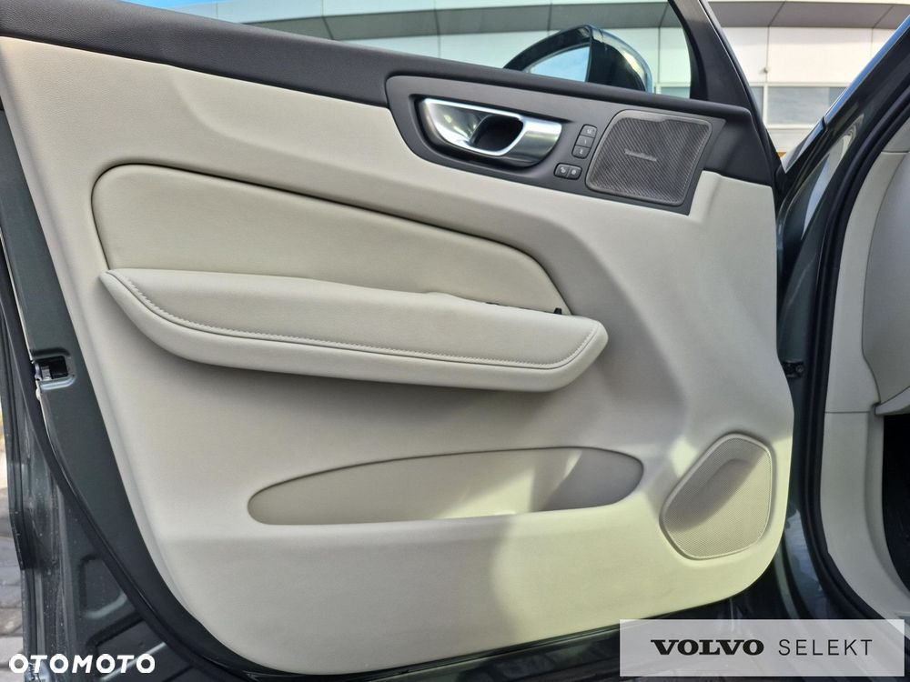 Volvo XC 60 - 20