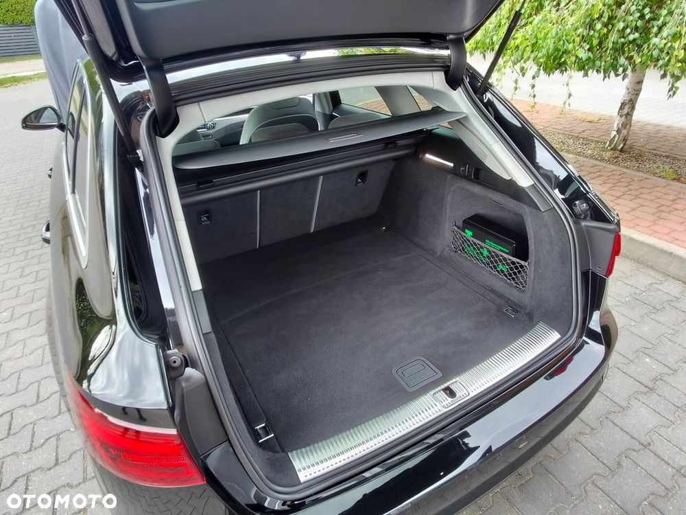 Audi A4 Avant 2.0 TDI DPF clean diesel Ambiente - 34