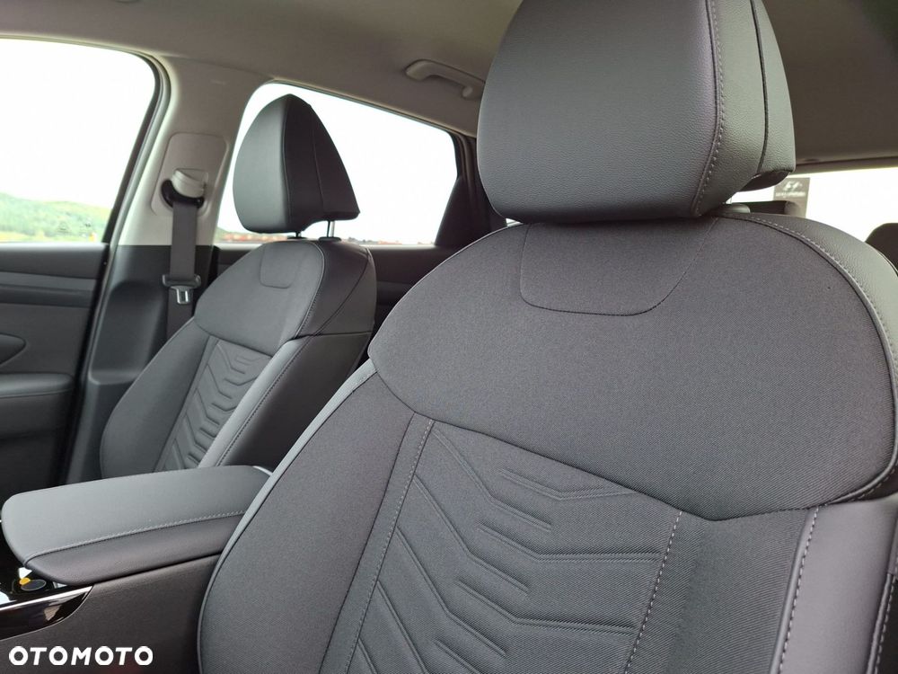 Hyundai Tucson 1.6 T-GDi HEV Executive 4WD - 30
