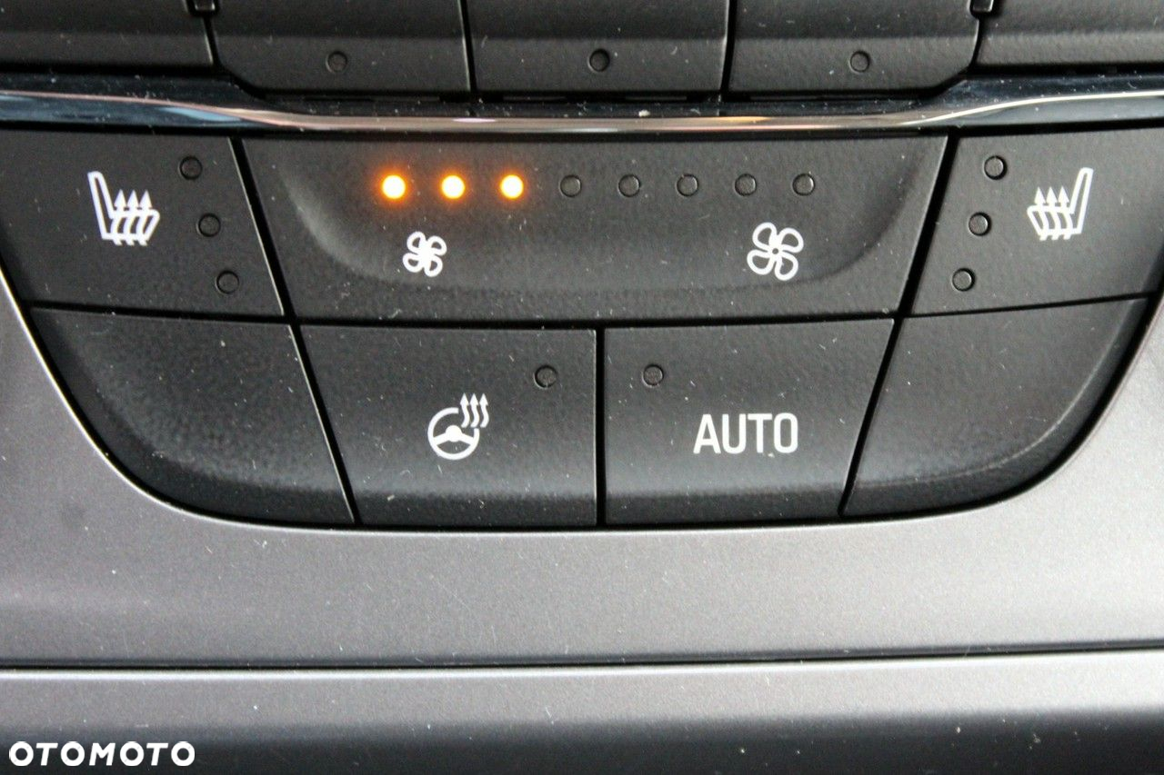 Opel Astra - 20