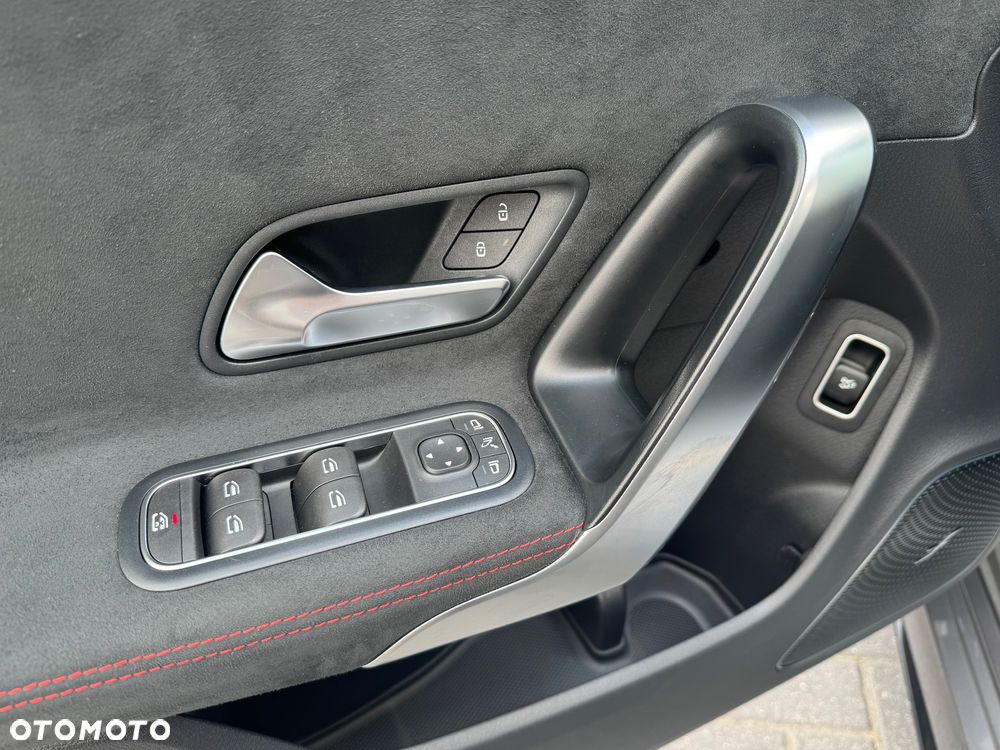 Mercedes-Benz CLA AMG 45 S 4Matic+ B AMG Speedsh 8G-DCT AMG Line Premium - 15