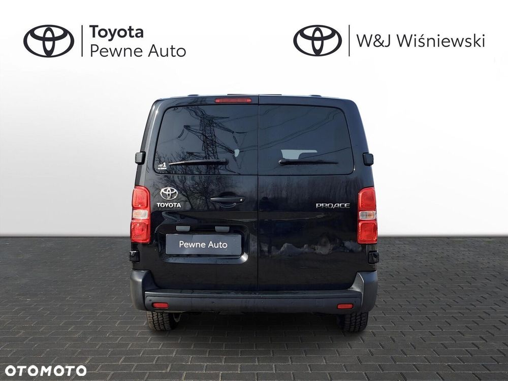 Toyota PROACE VERSO - 5