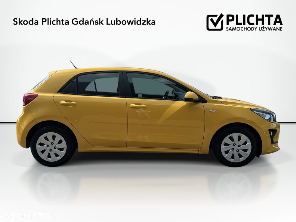 Kia Rio - 5