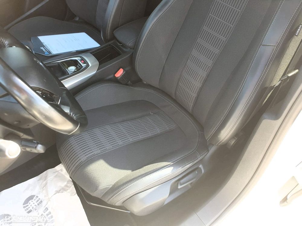Peugeot 308 1.6 BlueHDi Allure J17 - 14