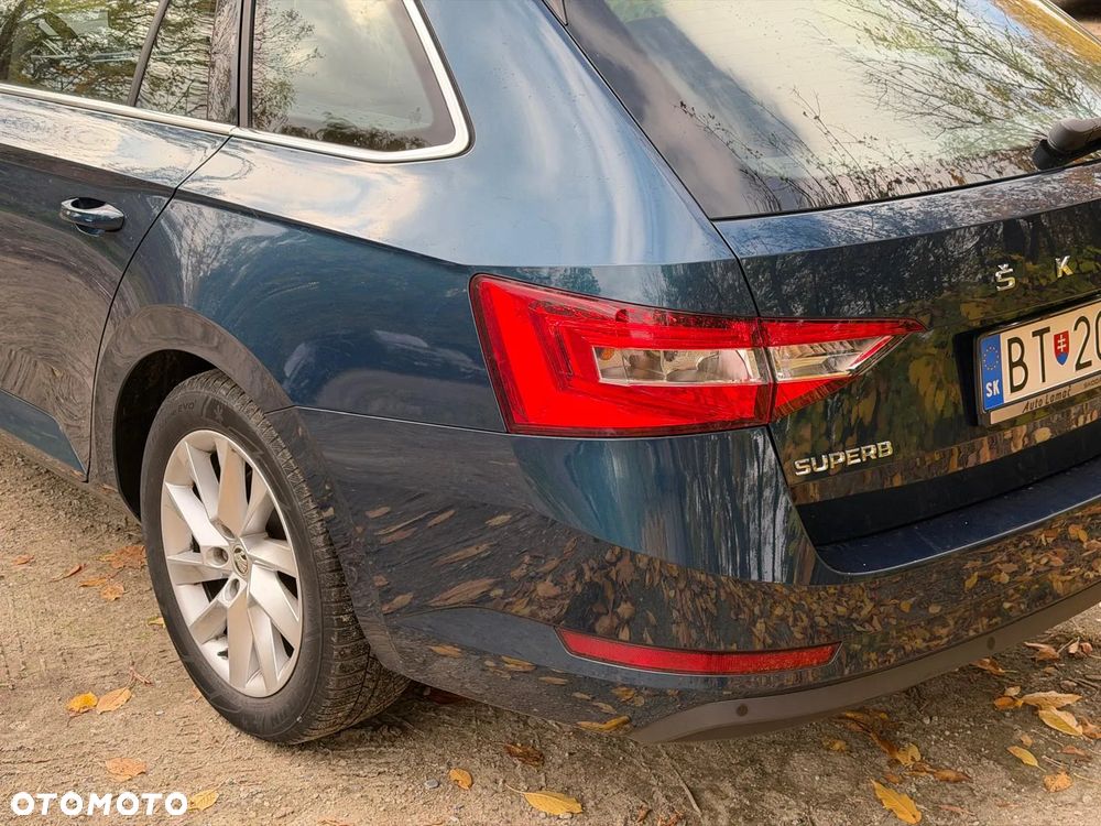 Skoda Superb 2.0 TDI SCR Ambition DSG - 31