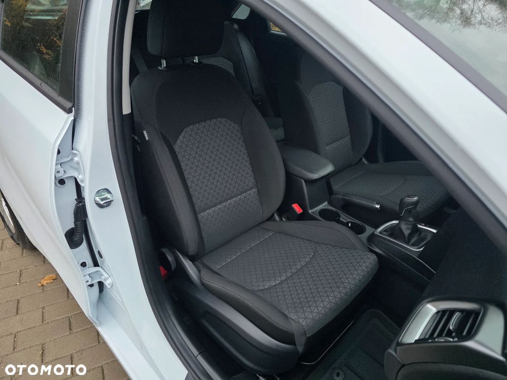 Kia Ceed 1.5 T-GDI S - 12