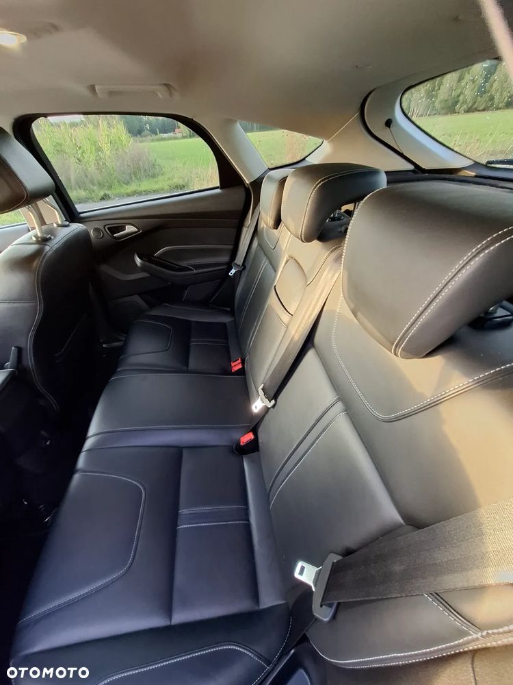 Ford Focus - 22