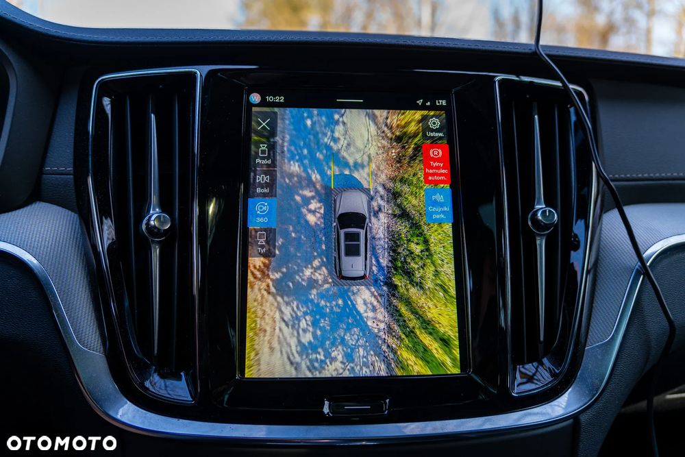 Volvo V60 B4 B Ultra Dark - 3