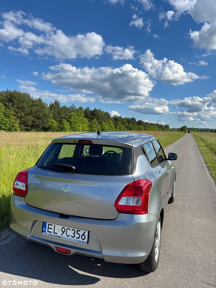 Suzuki Swift 1.2 Premium - 9