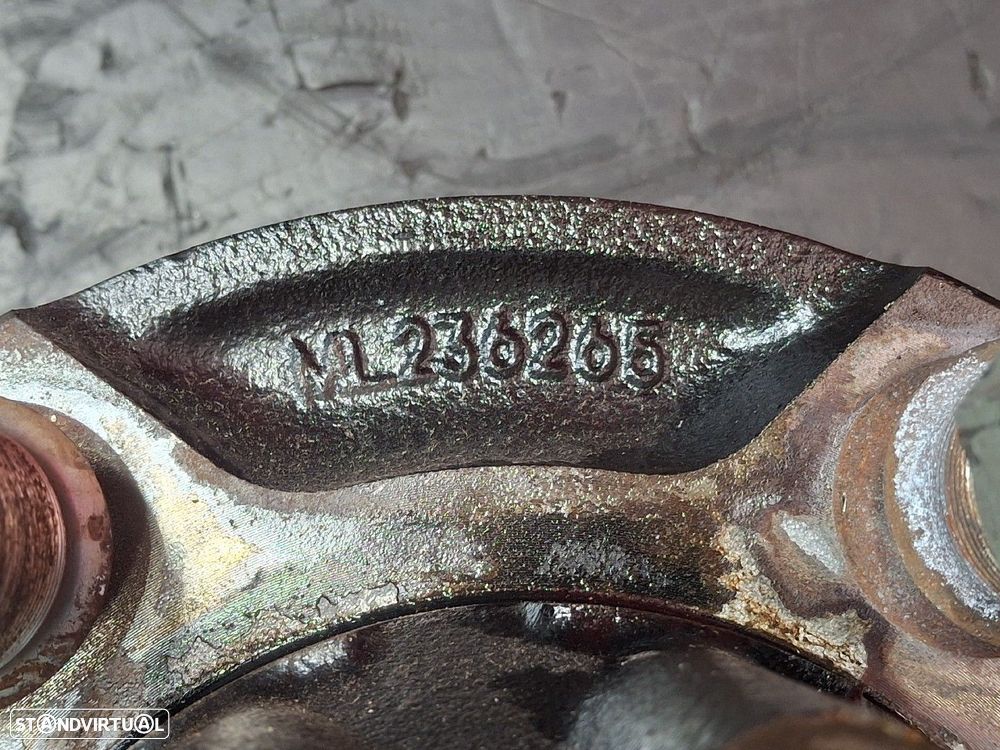 Cubo Roda Tras Esquerdo Fuso (Mitsubishi) Canter - 3