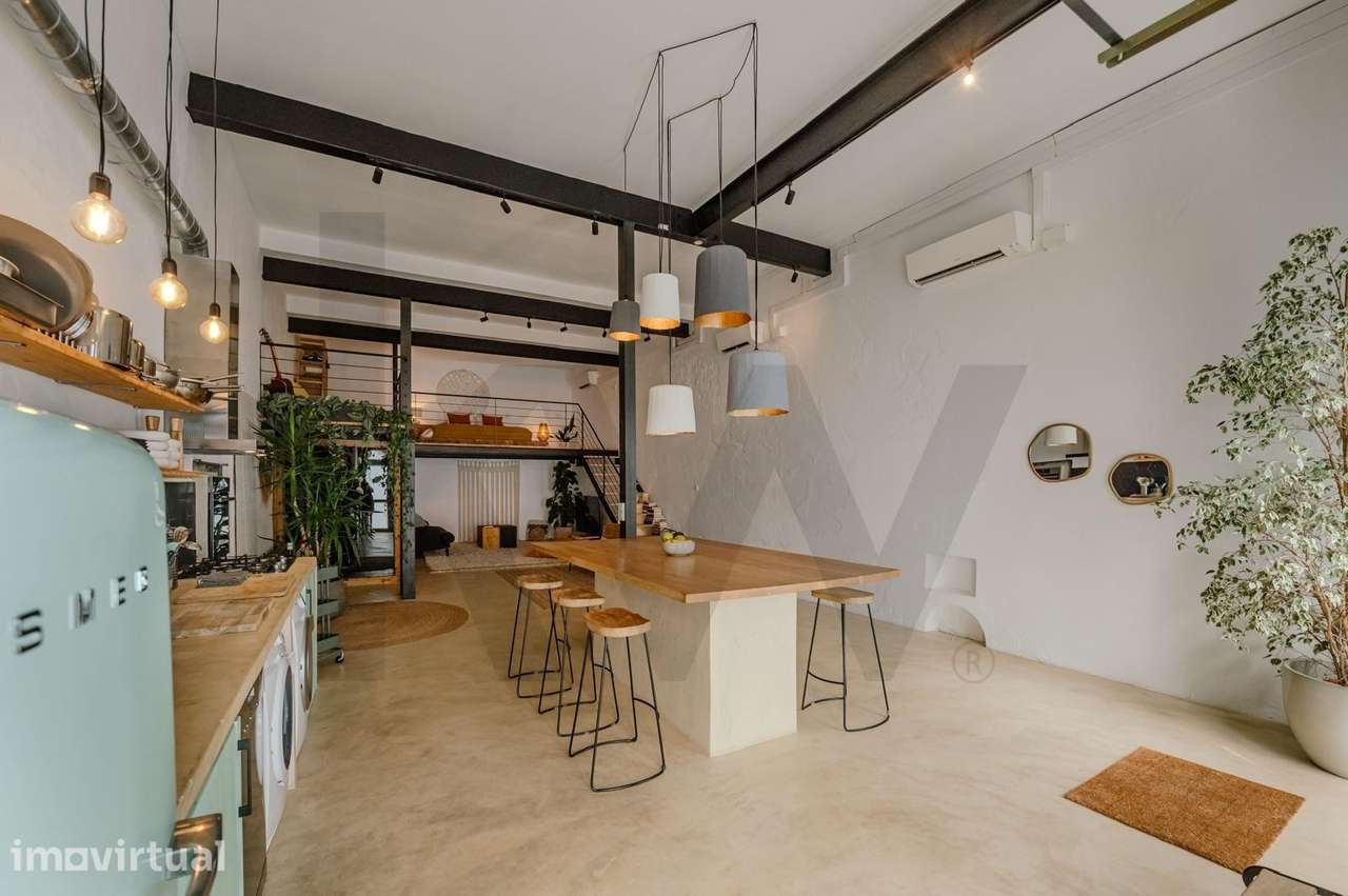 Loft Contemporâneo em Santa Apolónia: O Espaço Versátil que o seu Negó - Grande imagem: 4/21
