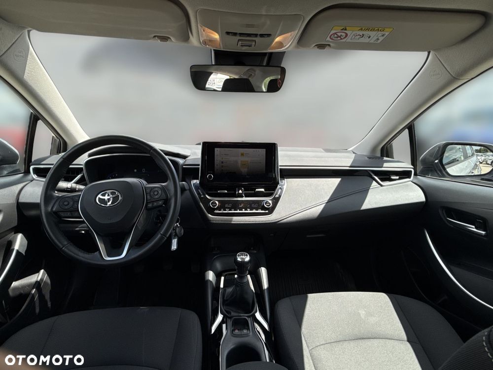 Toyota Corolla - 12