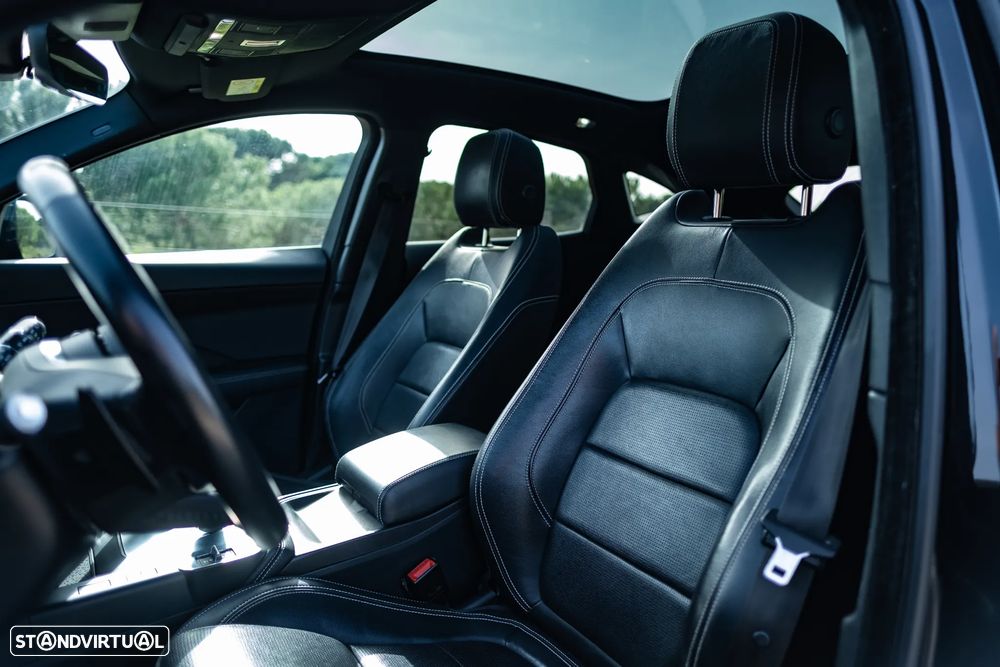 Jaguar E-Pace D150 AWD Aut. R-Dynamic HSE - 28