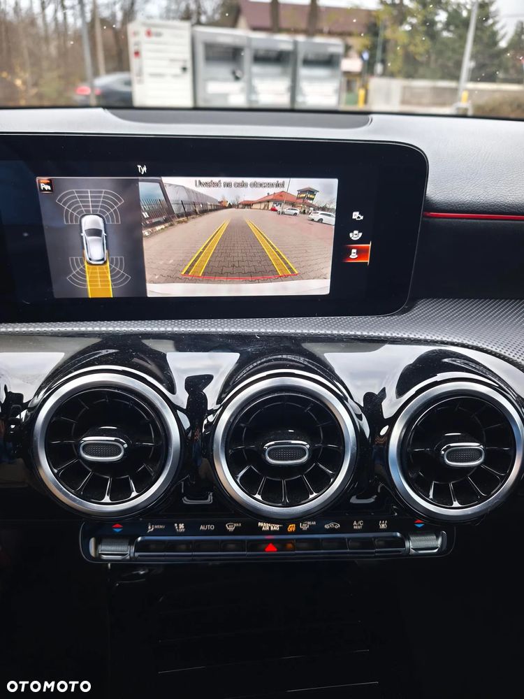 Mercedes-Benz Klasa A 250 E AMG Line 8G-DCT - 23