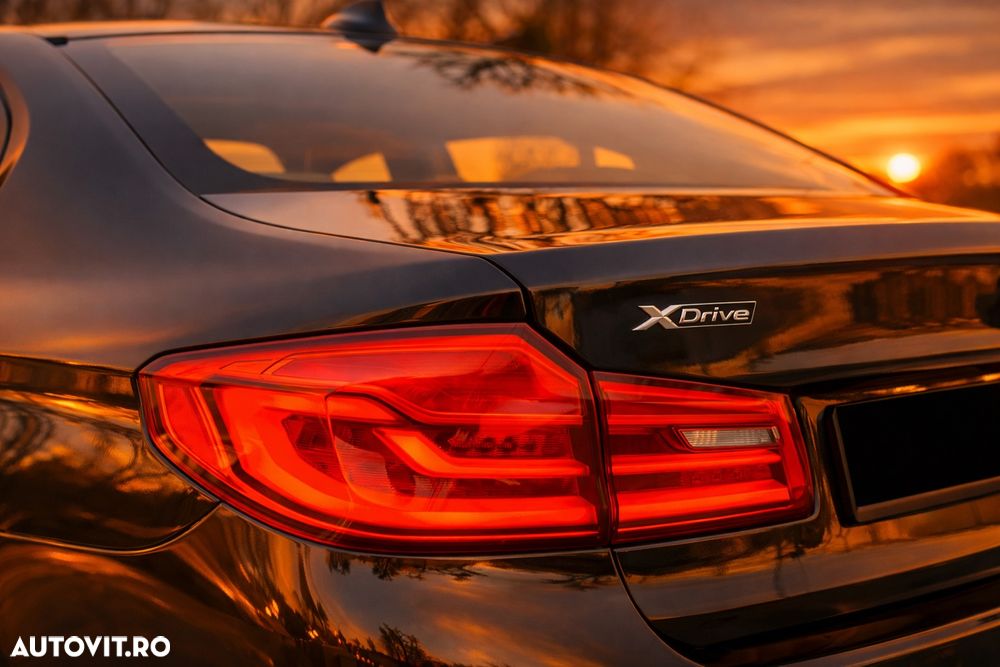 BMW Seria 5 540i xDrive Aut. - 11