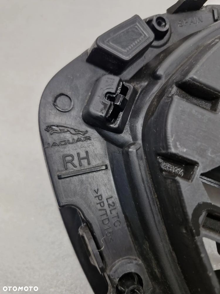 JAGUAR F-PACE R SPORT KRATKA ZDERZAKA PRAWY PRZÓD KH8M-8B289-CA - 9