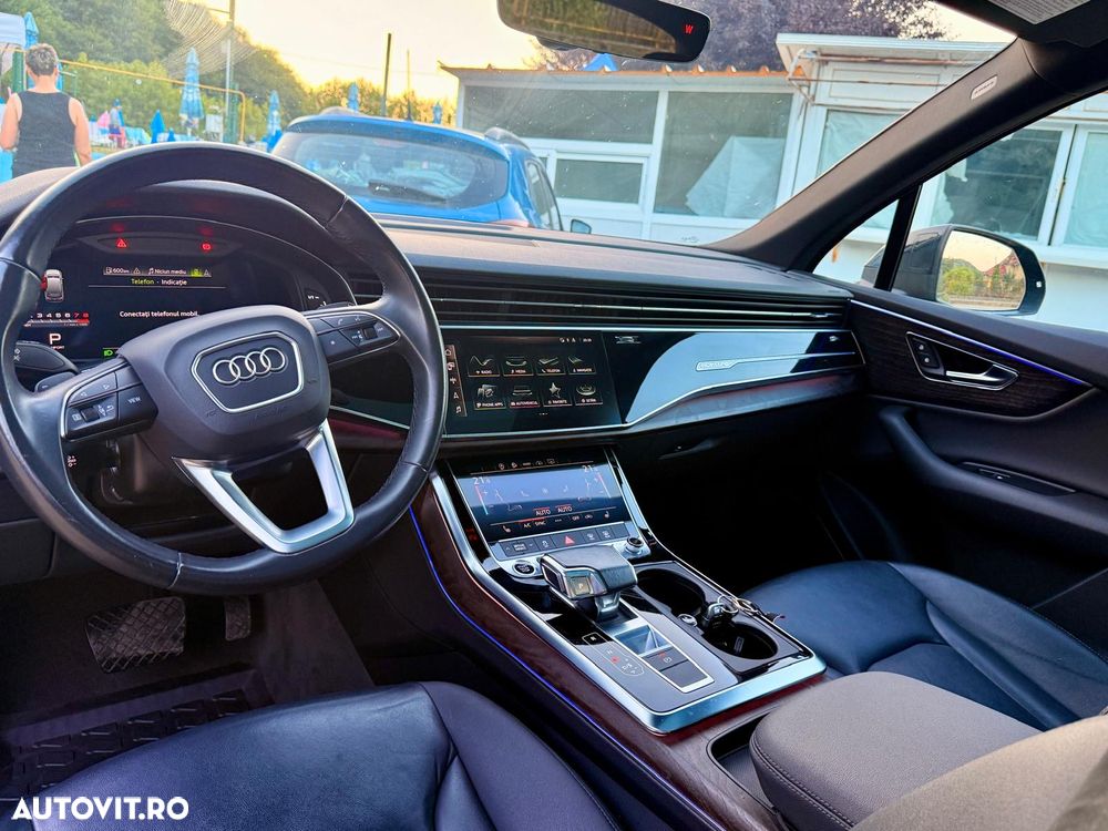Audi Q7 - 11