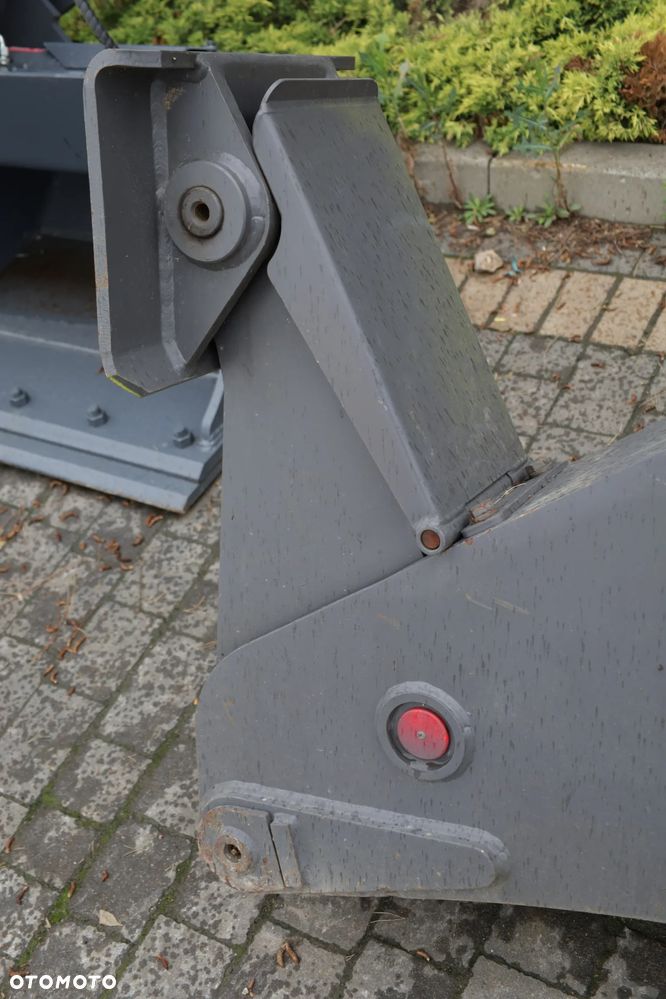Podpory do koparki Volvo EW160 Łapy stopy stabilizatory do koparki kołowej - 6