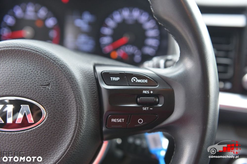 Kia Stonic - 36