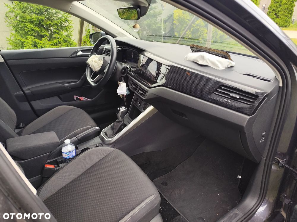 Volkswagen Polo 1.0 TSI Life Plus DSG - 12