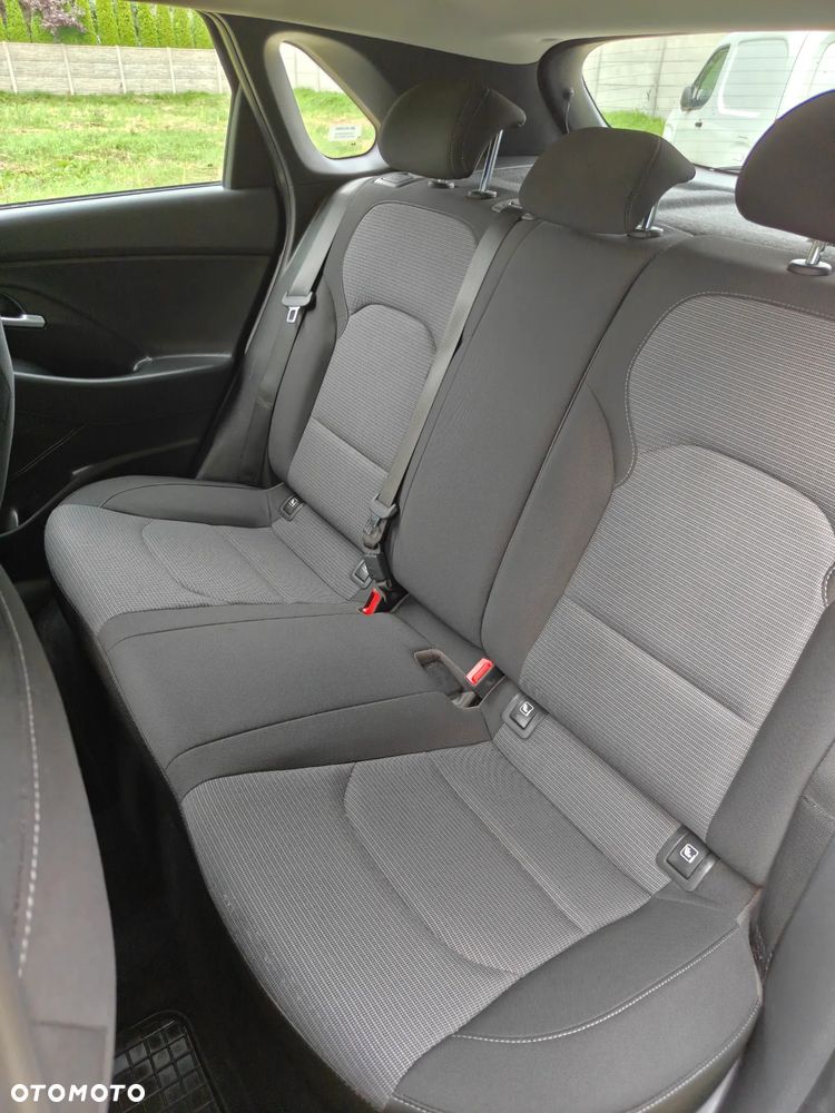 Hyundai i30 1.5 DPI Modern - 9
