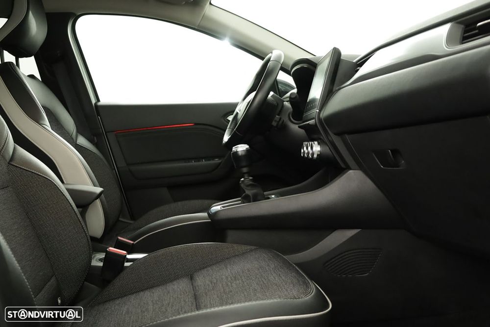 Renault Captur 1.0 TCe Techno Bi-Fuel - 21