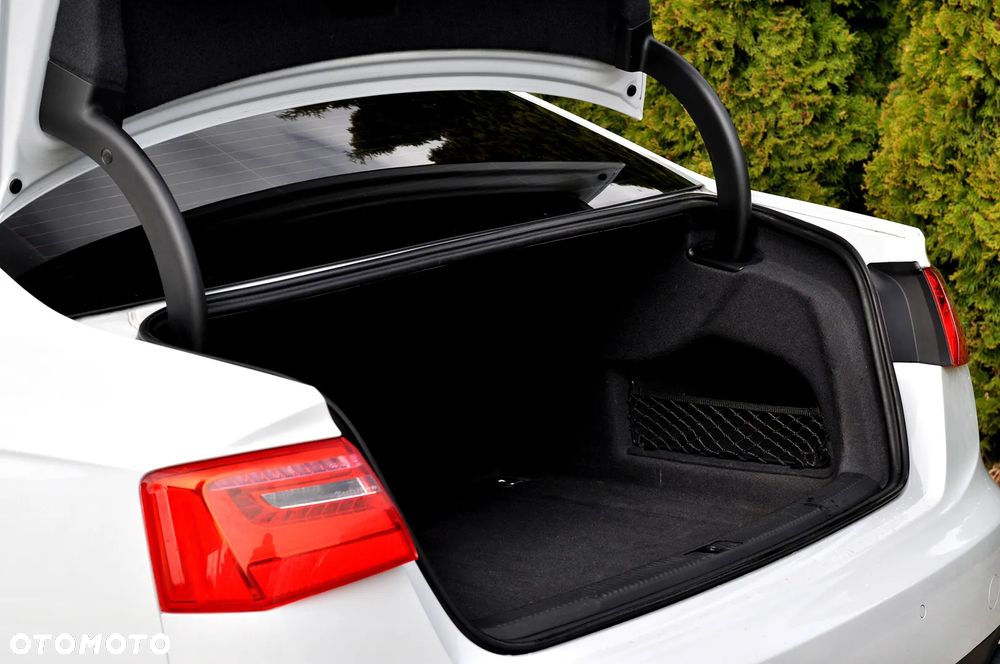 Audi A6 Limousine 3.0 TDI DPF clean diesel quattro S tronic sport selection - 18