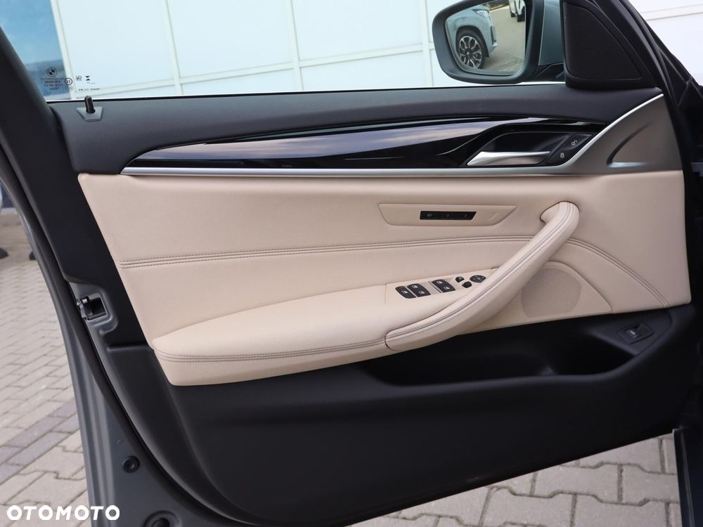 BMW Seria 5 - 17