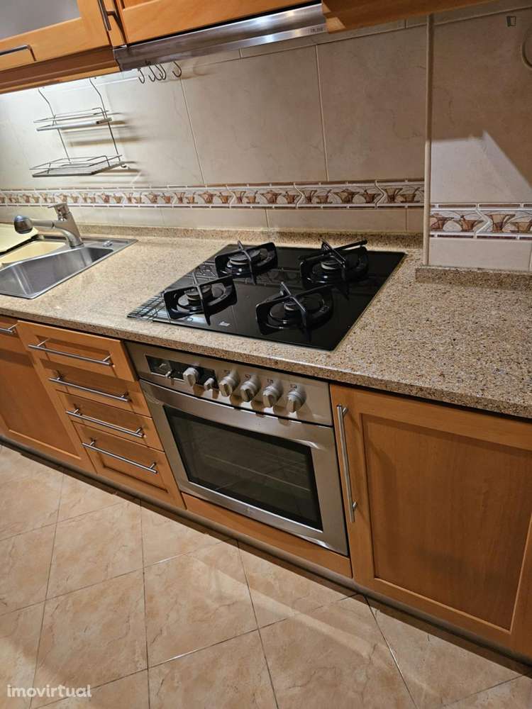 Quarto - localizado em Lumiar Lisbon - Grande imagem: 3/9