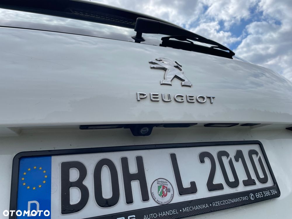 Peugeot 308 SW 1.5 BlueHDi Allure Pack S&S EAT8 - 11